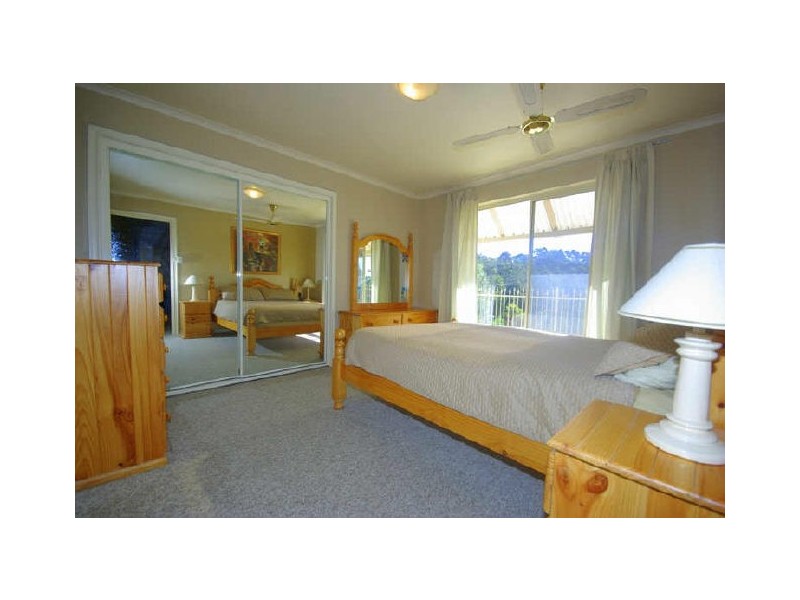 15 Torwood Drive, Gooseberry Hill WA 6076