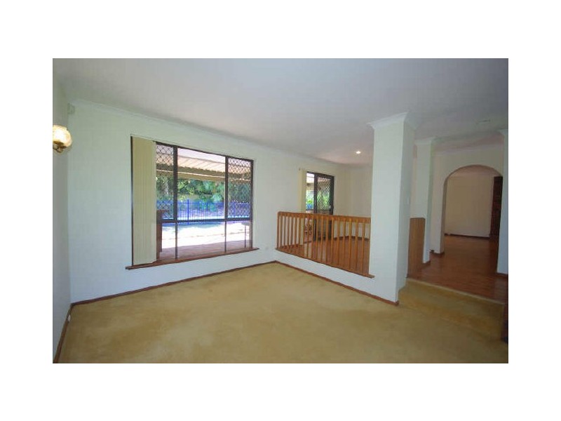 62 Orangedale Road, Lesmurdie WA 6076