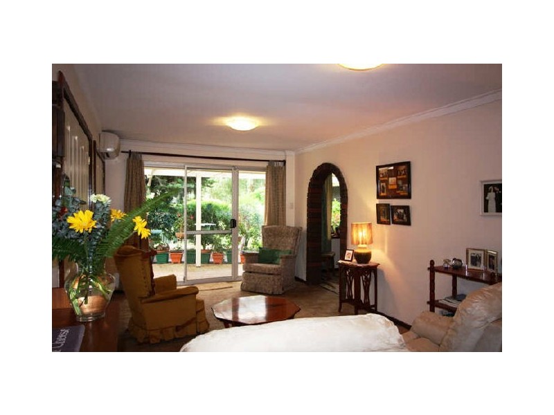 5 Enid Road, Kalamunda WA 6076