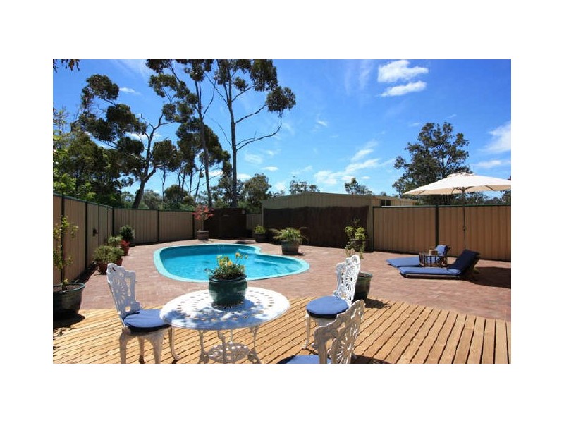 39 Lesmurdie Road East, Walliston WA 6076