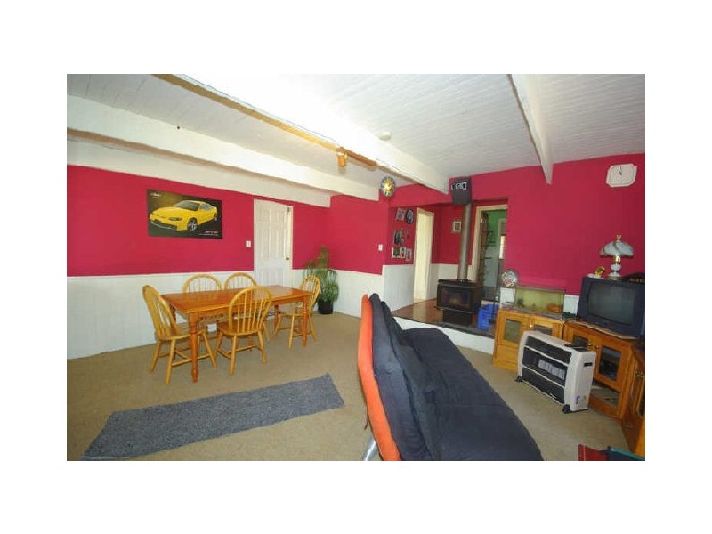 31 Crayden Road, Kalamunda WA 6076