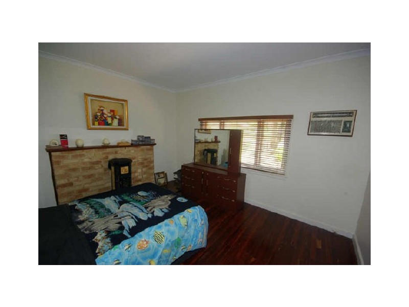 31 Crayden Road, Kalamunda WA 6076