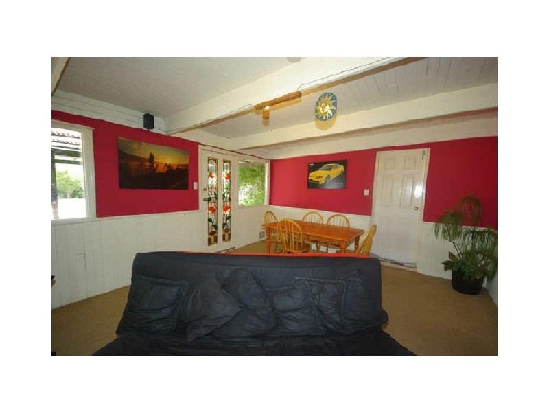 31 Crayden Road, Kalamunda WA 6076