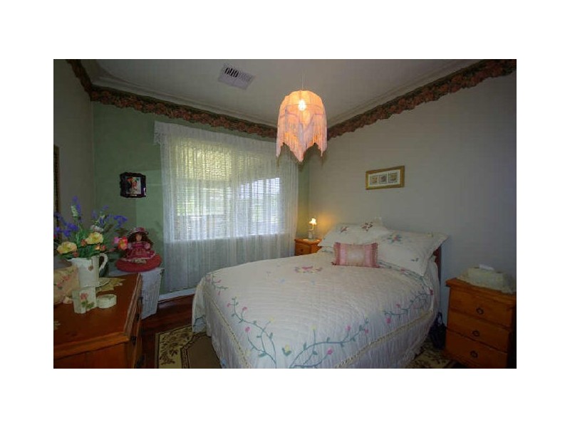 6 Repatriation Road, Pickering Brook WA 6076