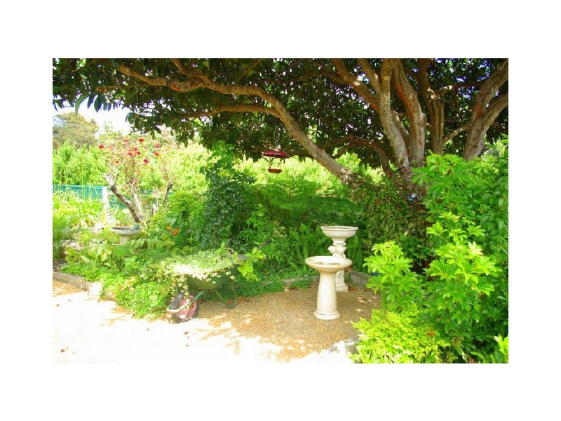 6 Repatriation Road, Pickering Brook WA 6076