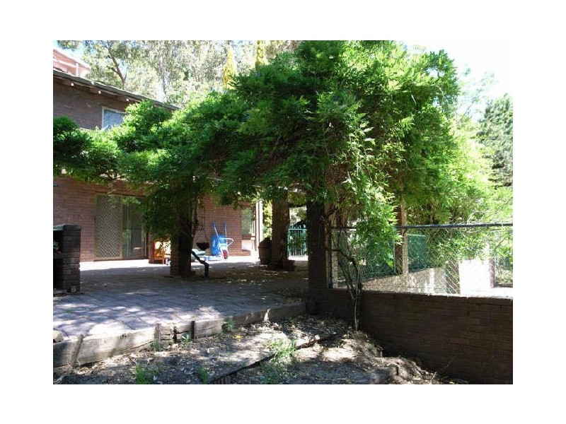 18 Robusta Road, Kalamunda WA 6076