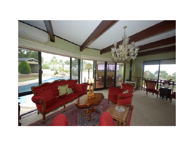 Gooseberry Hill WA 6076