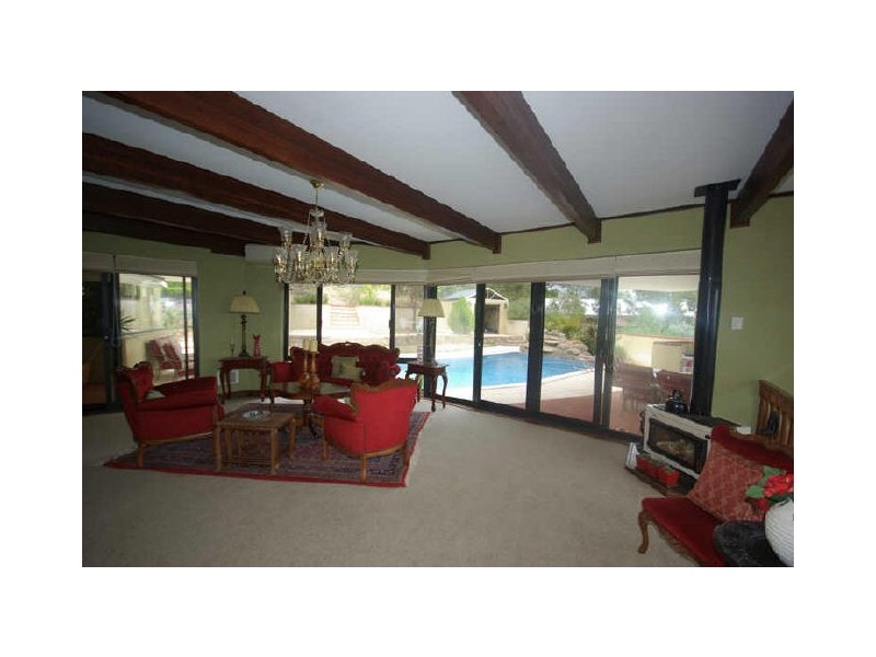 Gooseberry Hill WA 6076