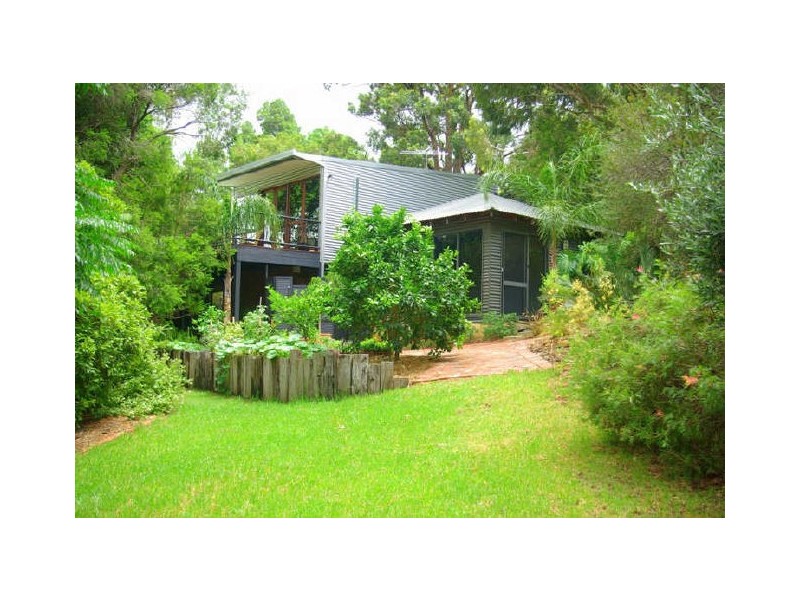 9 Faye Crescent, Gooseberry Hill WA 6076