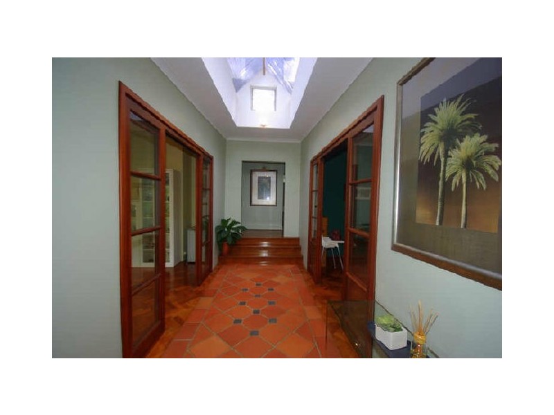 9 Faye Crescent, Gooseberry Hill WA 6076