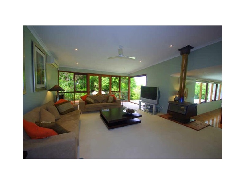 9 Faye Crescent, Gooseberry Hill WA 6076