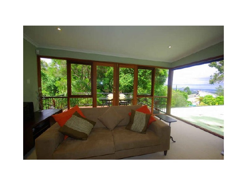 9 Faye Crescent, Gooseberry Hill WA 6076