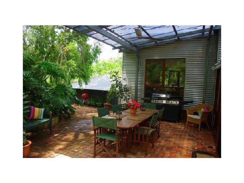 9 Faye Crescent, Gooseberry Hill WA 6076