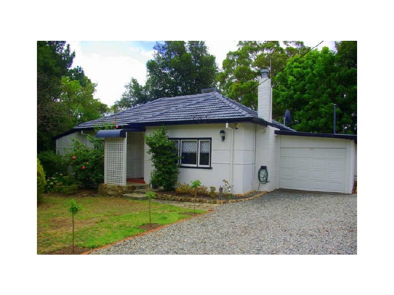 5 Grace Road, Kalamunda WA 6076