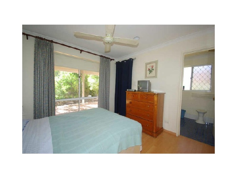 60 Mundaring Weir Road, Kalamunda WA 6076