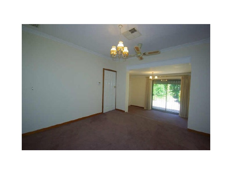 88 Falls Road, Lesmurdie WA 6076