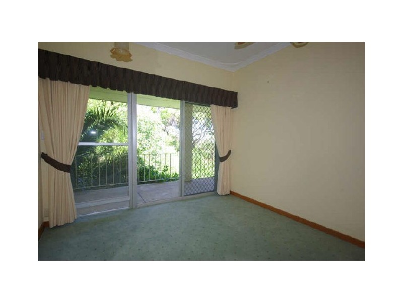 88 Falls Road, Lesmurdie WA 6076