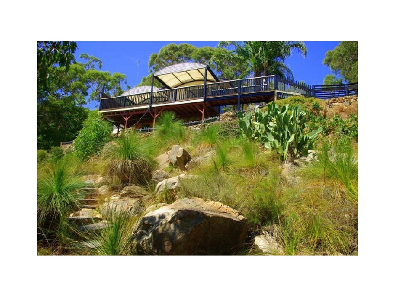 23 Prospect Crescent, Kalamunda WA 6076