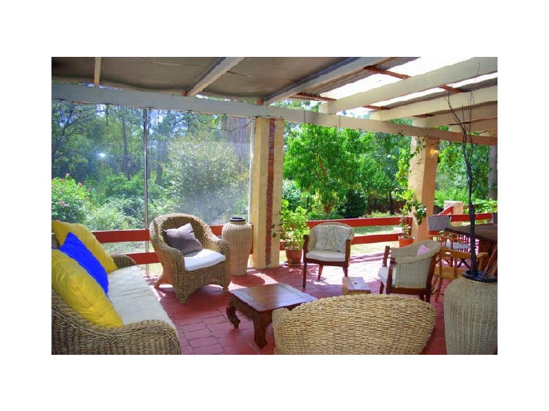 4 Connor Road, Lesmurdie WA 6076