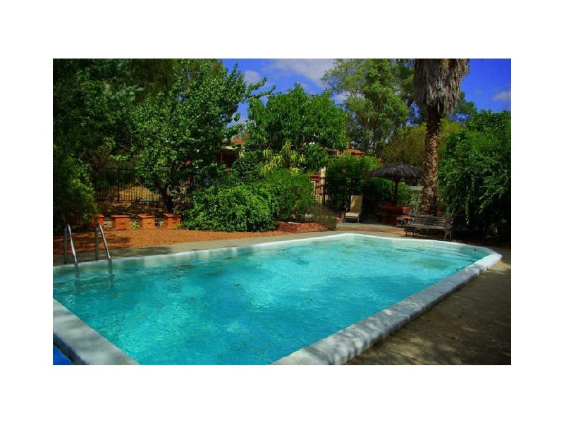 4 Connor Road, Lesmurdie WA 6076