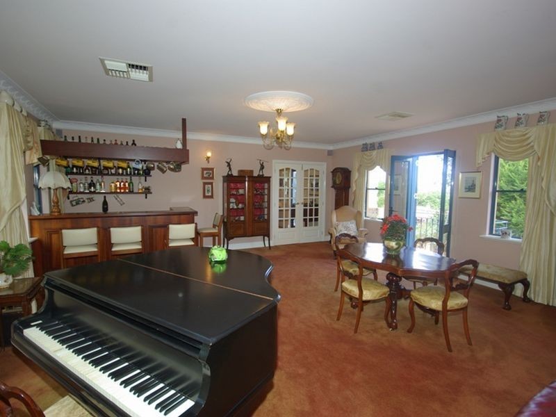 67 Railway Road, Kalamunda WA 6076