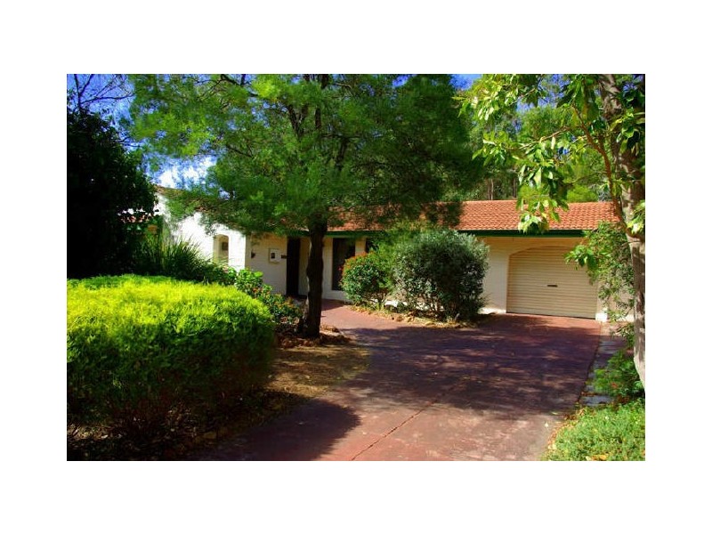 7 Torwood Drive, Gooseberry Hill WA 6076