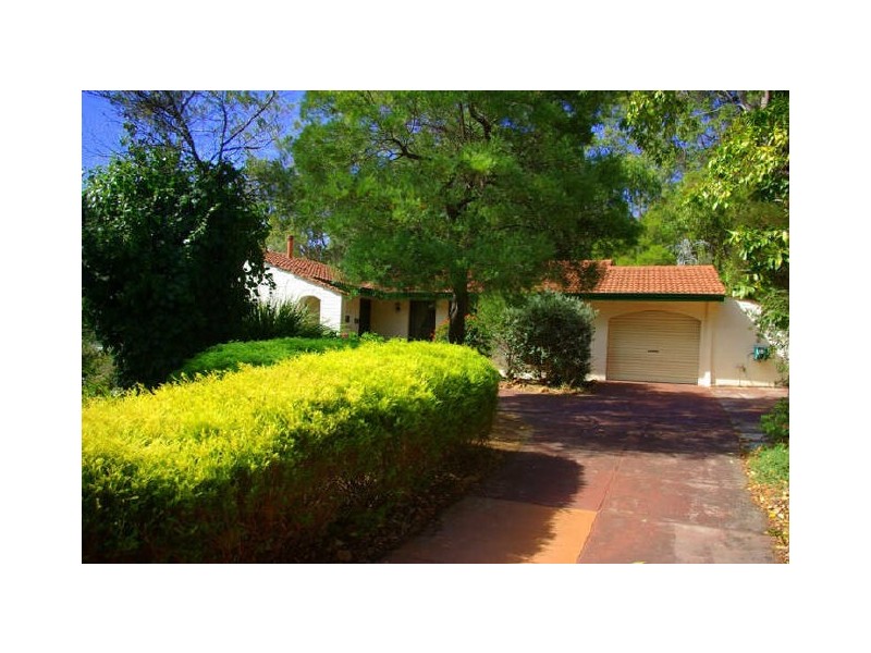 7 Torwood Drive, Gooseberry Hill WA 6076