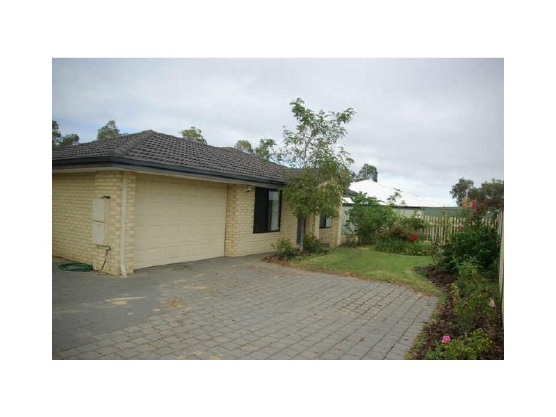 20 Babbler Court, Maida Vale WA 6057