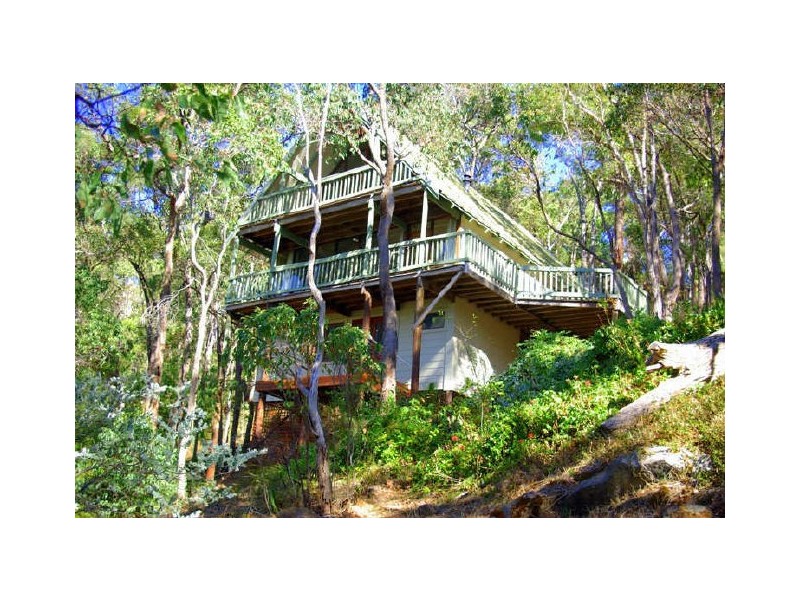 31 Robusta Road, Kalamunda WA 6076