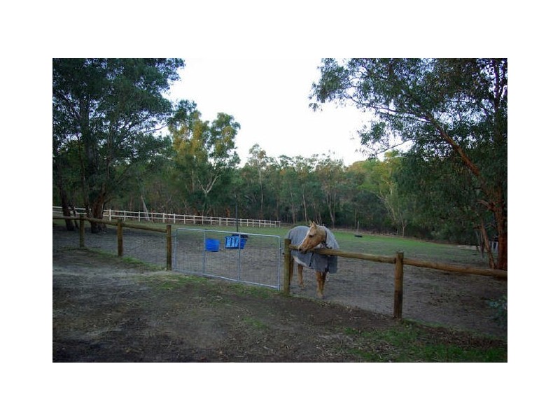 1720 Pechey Road, Swan View WA 6056