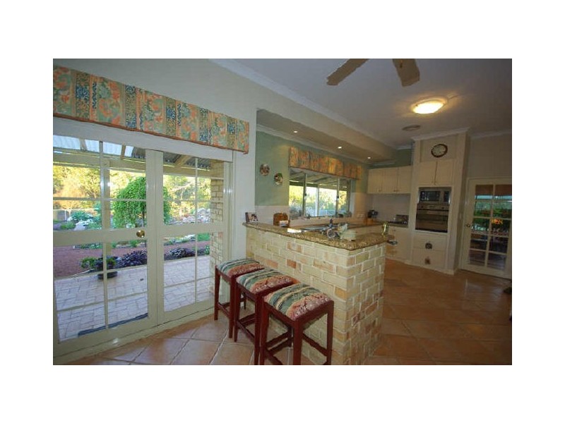 1720 Pechey Road, Swan View WA 6056