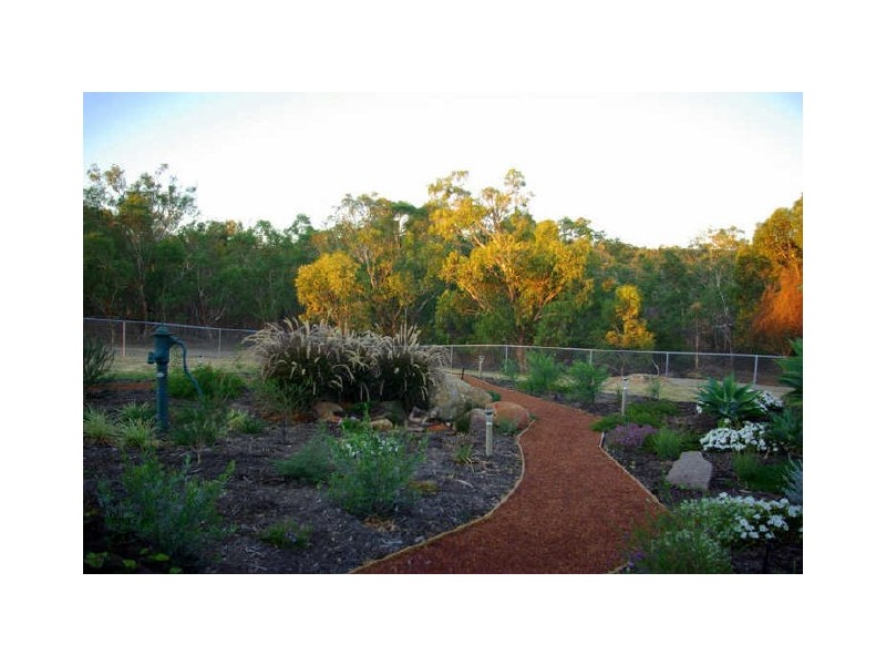 1720 Pechey Road, Swan View WA 6056