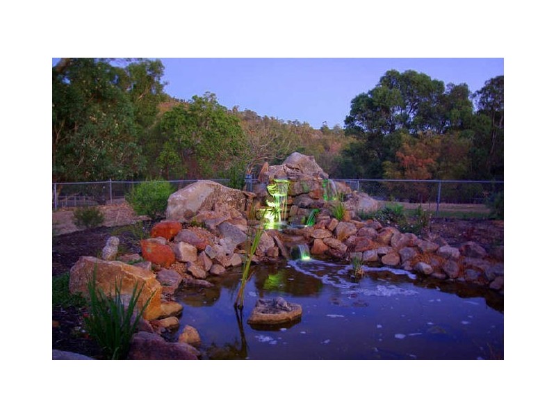 1720 Pechey Road, Swan View WA 6056