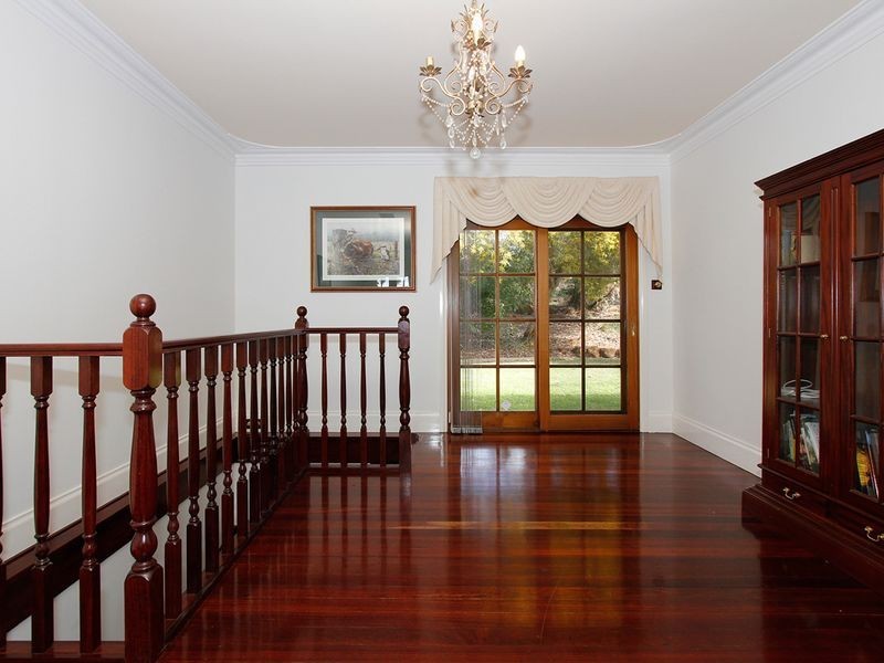 54 John Street, Gooseberry Hill WA 6076