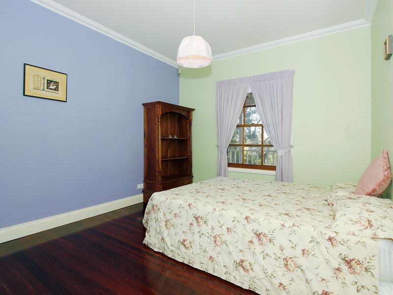 54 John Street, Gooseberry Hill WA 6076