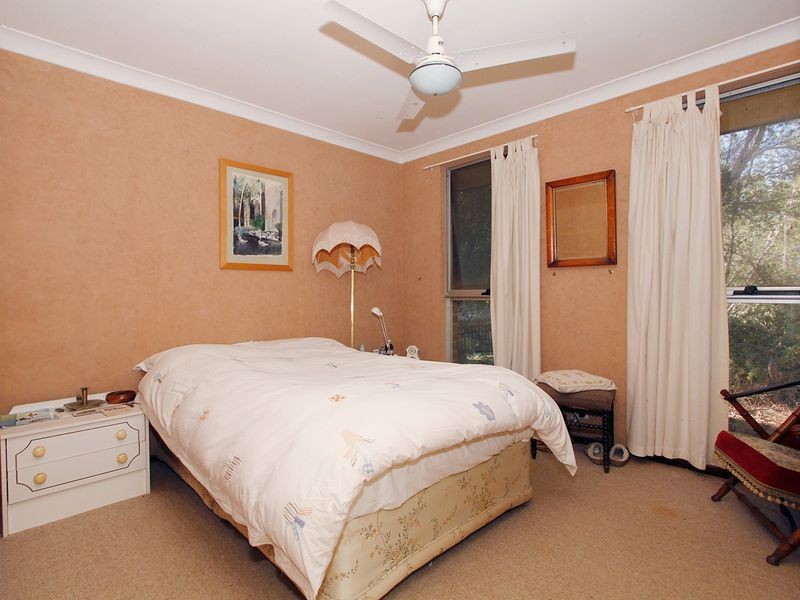 84 Grove Road, Lesmurdie WA 6076