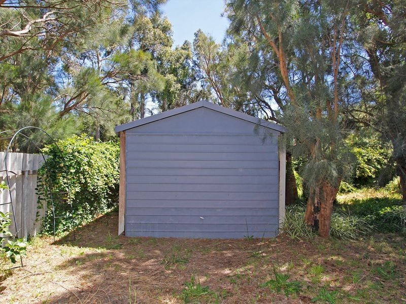 84 Grove Road, Lesmurdie WA 6076