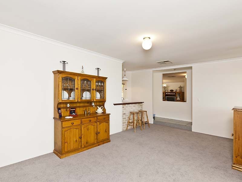 5 Bulla Street, Lesmurdie WA 6076