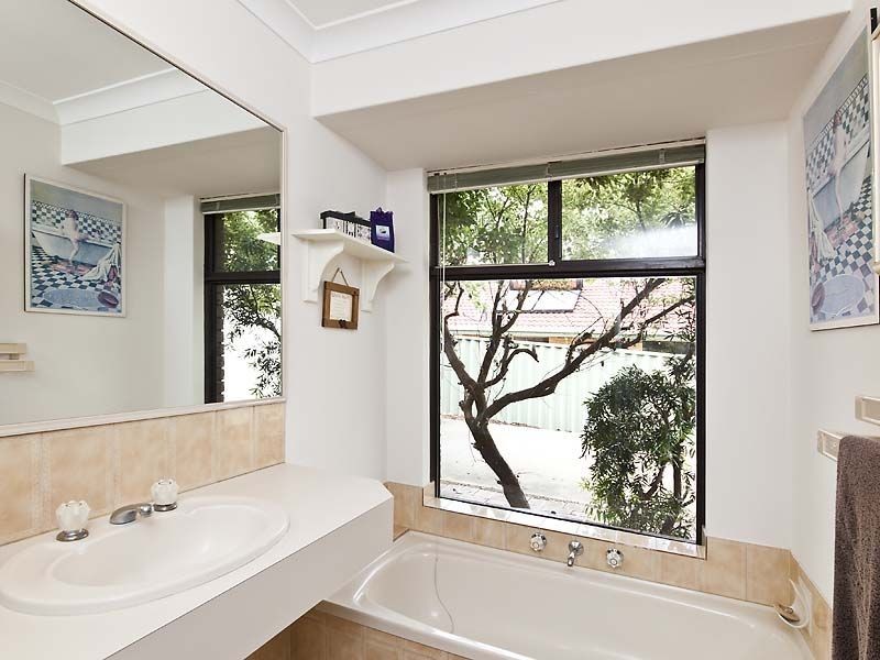 5 Bulla Street, Lesmurdie WA 6076