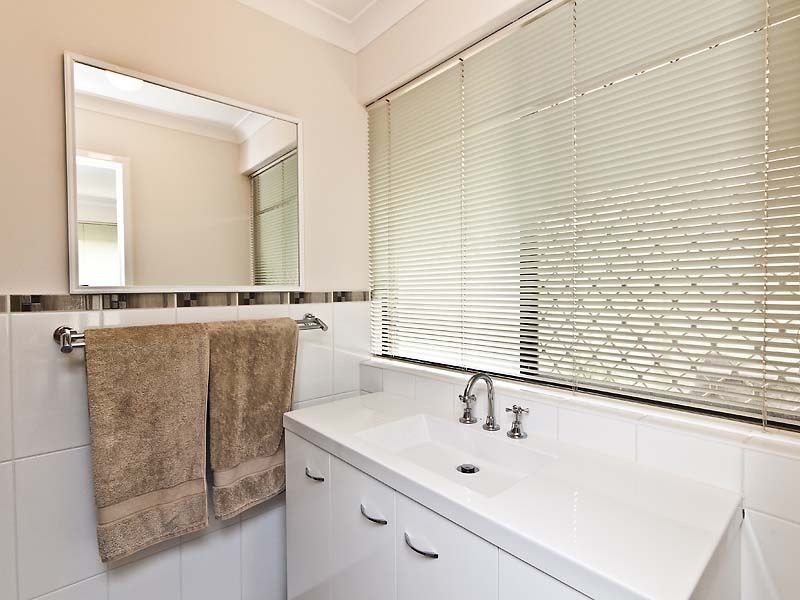 5 Bulla Street, Lesmurdie WA 6076