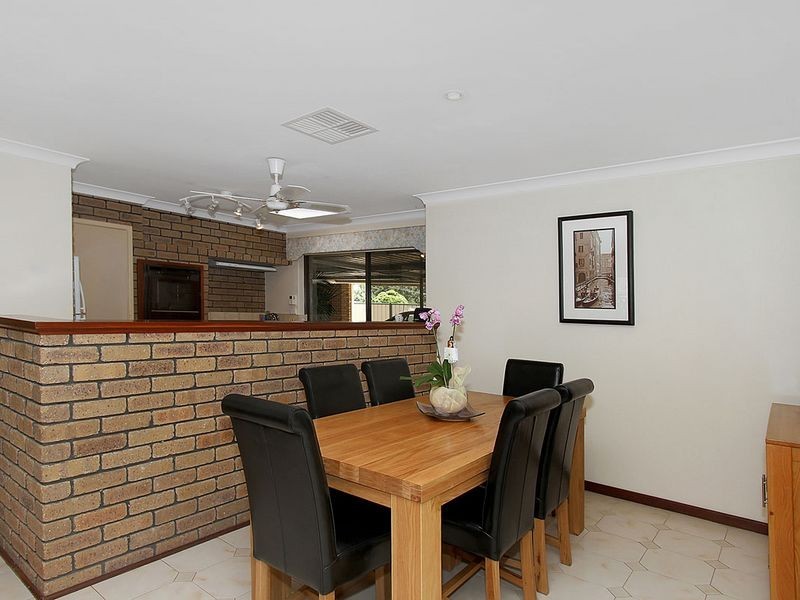 31 Bottega Place, Lesmurdie WA 6076