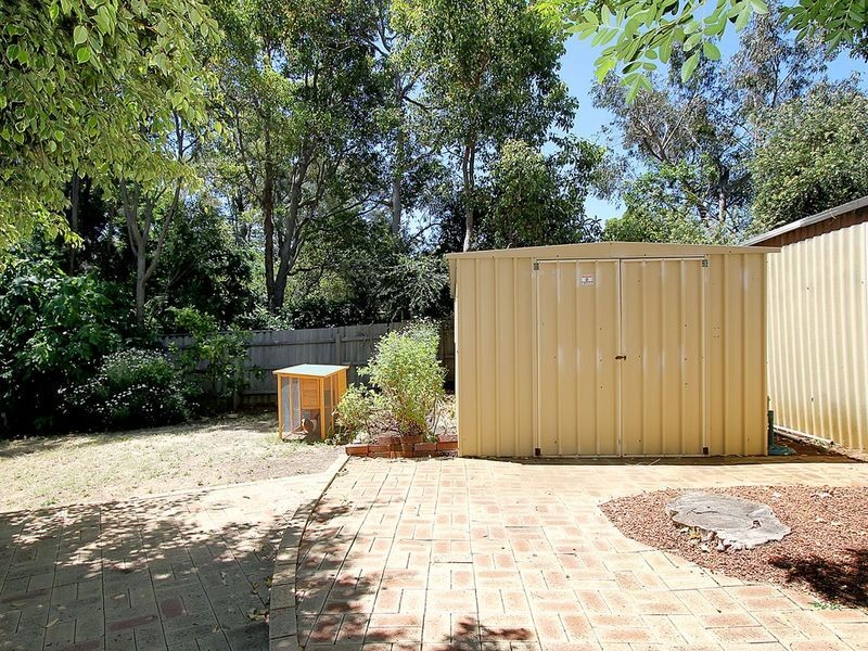 31 Bottega Place, Lesmurdie WA 6076