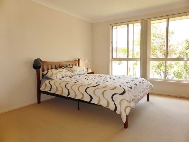 2/3 Ballingal Way, Forster NSW 2428