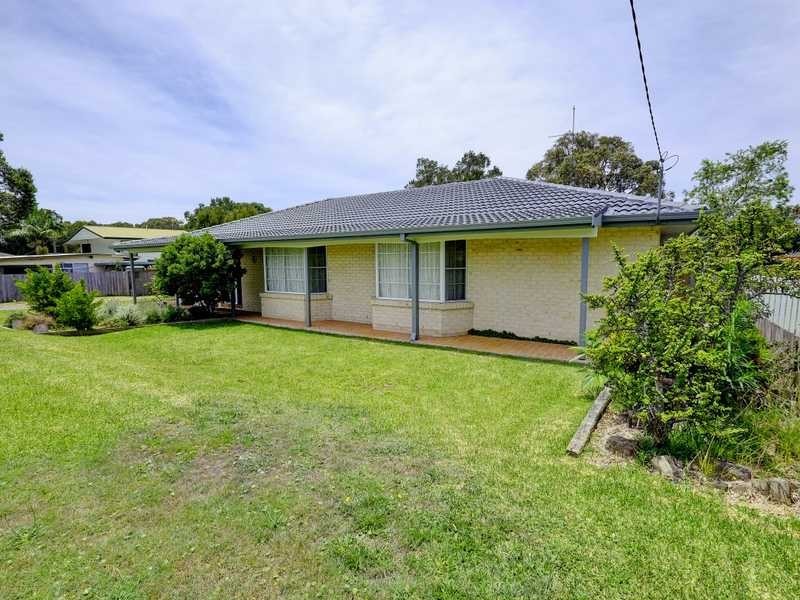 4 Bali Hai Avenue, Forster NSW 2428