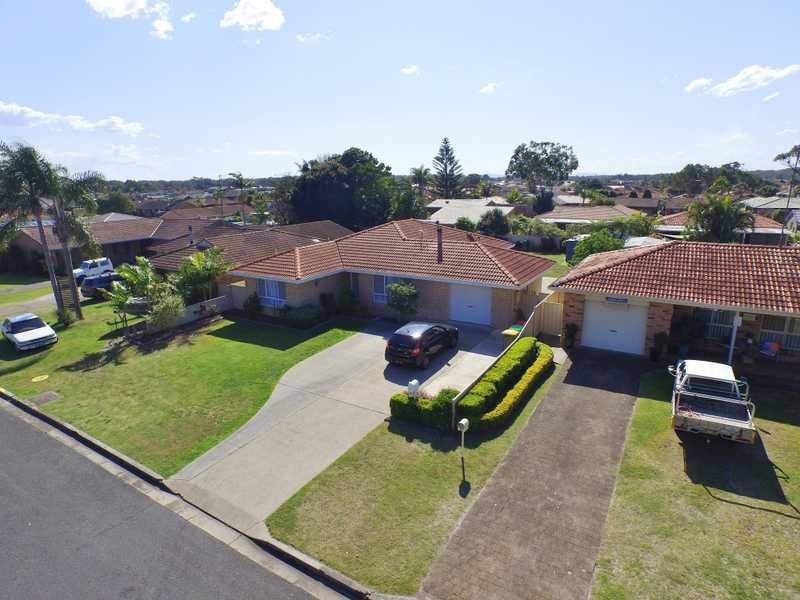 9 Discovery Drive, Forster NSW 2428