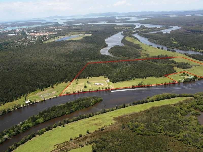 131 Manns Road, Tuncurry NSW 2428