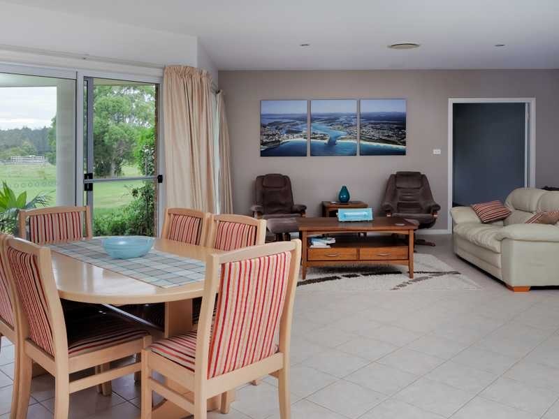 131 Manns Road, Tuncurry NSW 2428