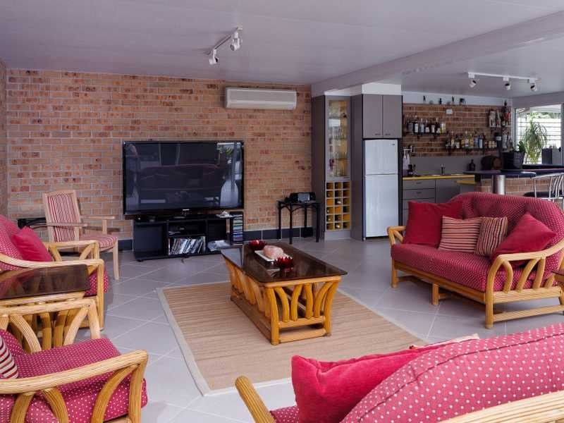 131 Manns Road, Tuncurry NSW 2428
