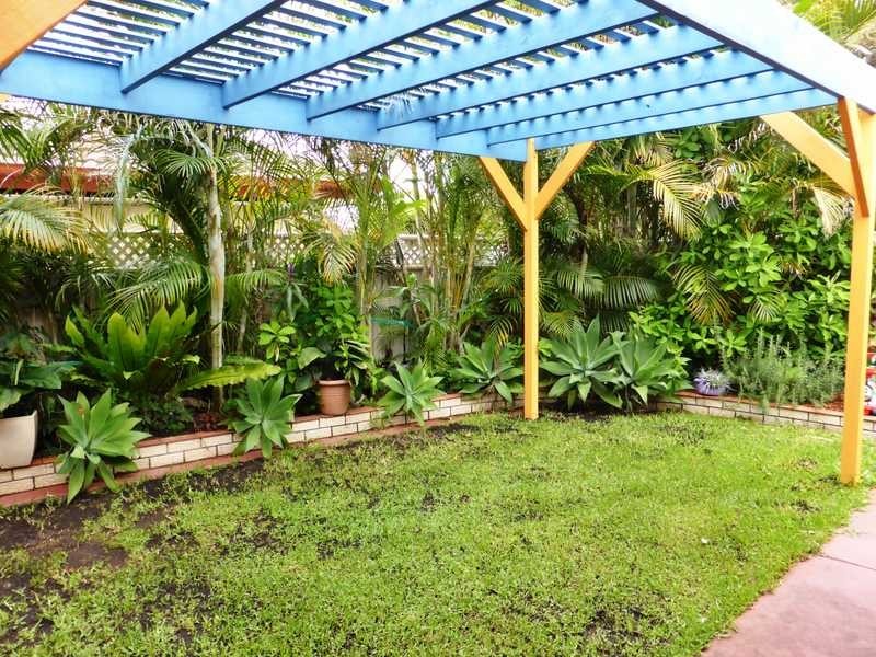 4 Cassandra Crescent, Tuncurry NSW 2428