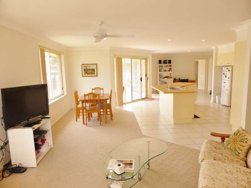 3 Arenga Court, Forster NSW 2428